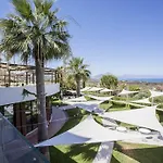 Costa チェファル