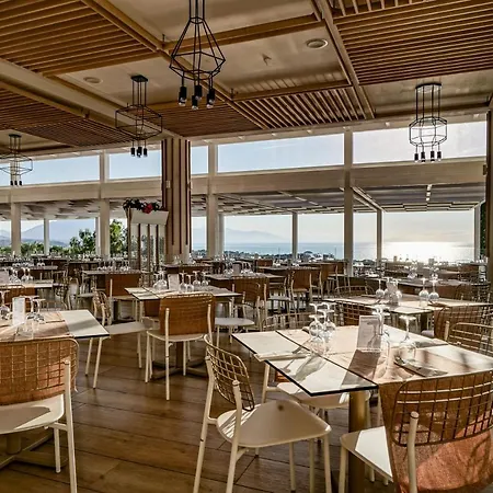 Costa Hotel 4*