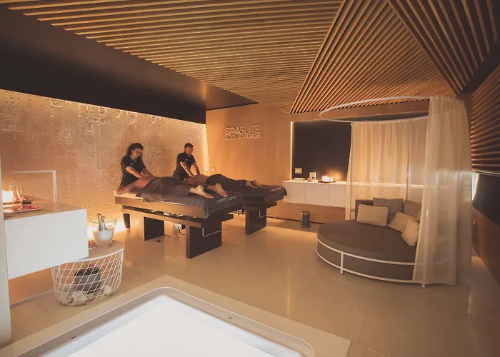 Отель Costa Чефалу