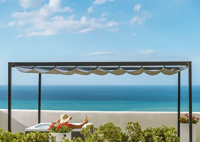 Costa 4* Чефалу