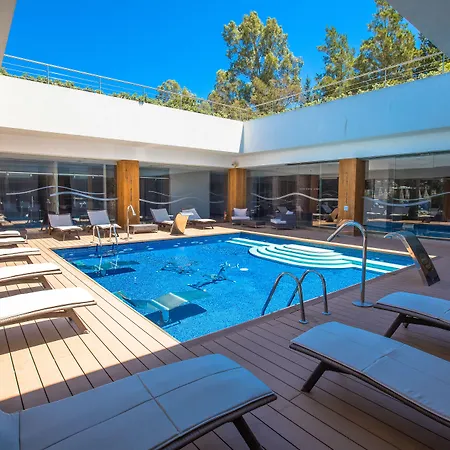 Costa מלון צ'פאלו