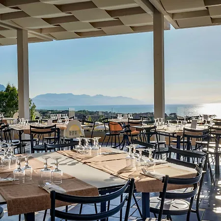 Costa מלון צ'פאלו