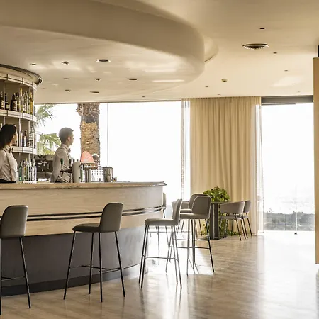 Costa Hotel