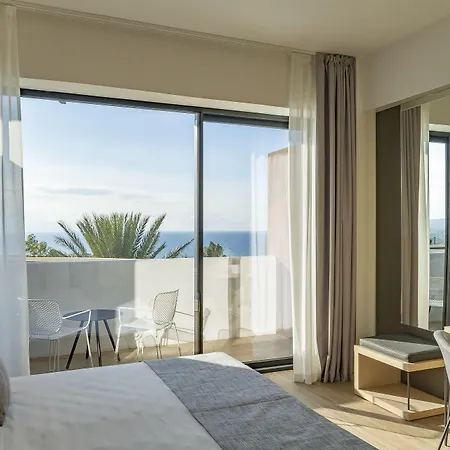 Costa Hotel 4*