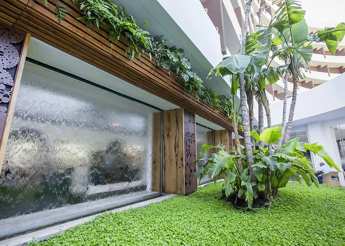 Costa 4* Чефалу